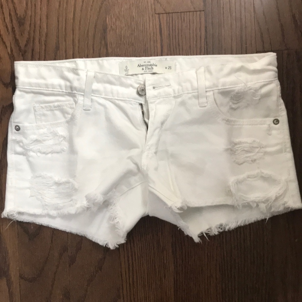 Abercrombie & Fitch White Jean Shorts Size- 0